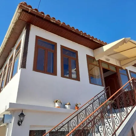 לינה וארוחת בוקר B&bsheshalliu בראט