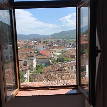 B&bsheshalliu לינה וארוחת בוקר 3*