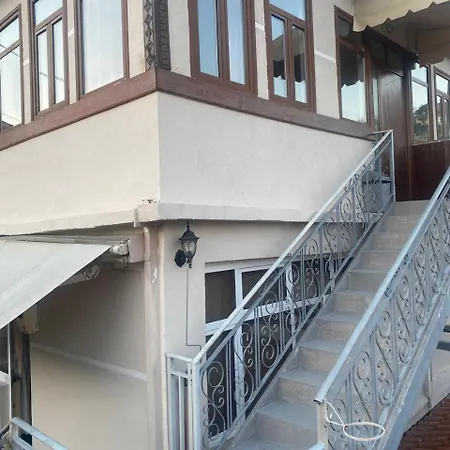 B&bsheshalliu לינה וארוחת בוקר בראט