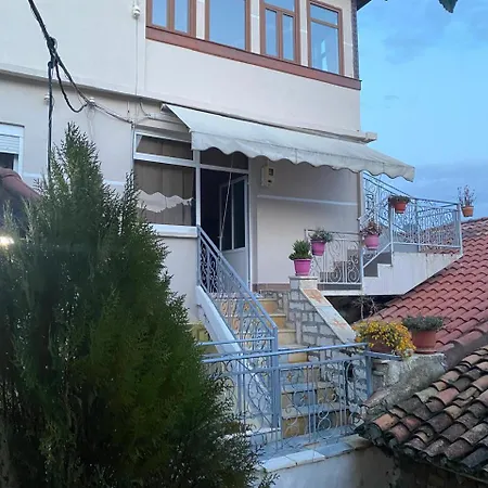 B&B B&bsheshalliu 3*