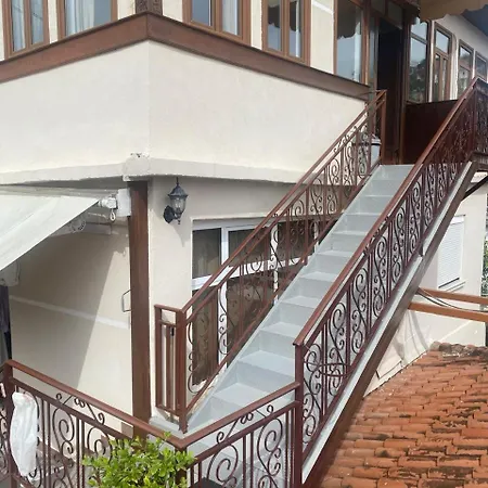 B&bsheshalliu Alojamento de Acomodação e Pequeno-almoço Berati