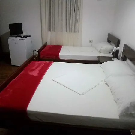 B&bsheshalliu לינה וארוחת בוקר בראט