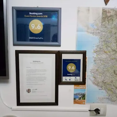 B&bsheshalliu לינה וארוחת בוקר 3*