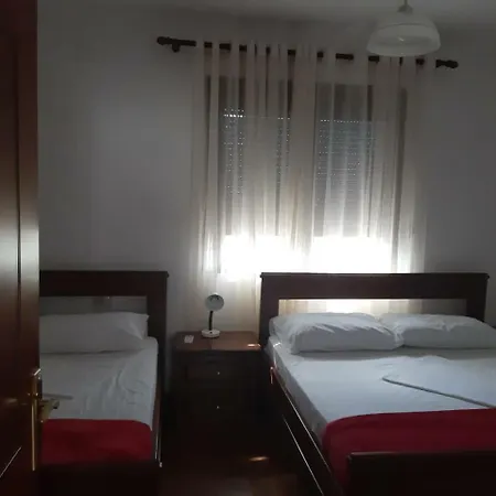 לינה וארוחת בוקר B&bsheshalliu בראט