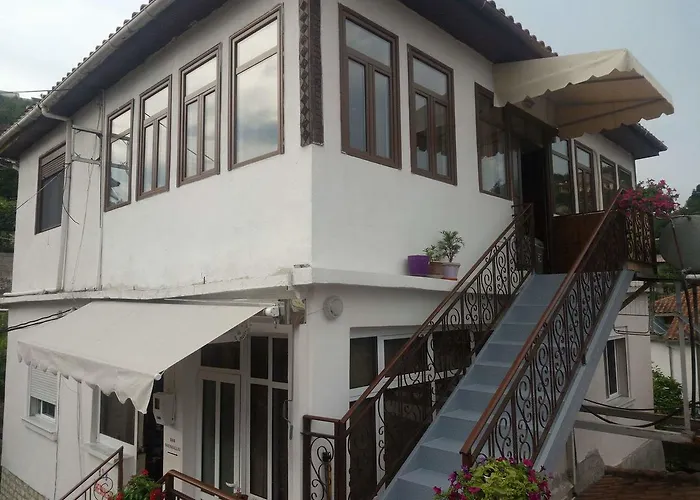 Bed & Breakfast B&bsheshalliu Berat