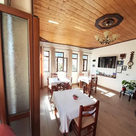 B&bsheshalliu Bed & Breakfast *