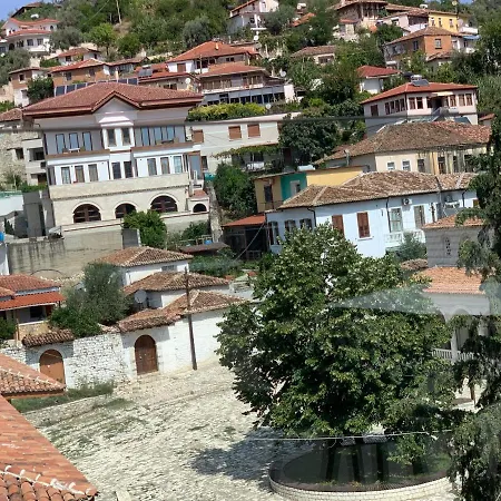 B&bsheshalliu 3* Berat