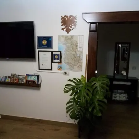 B&bsheshalliu Bed & Breakfast Berat