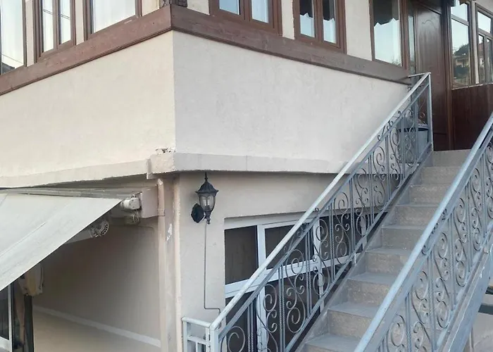 B&bsheshalliu Couette-café Berat