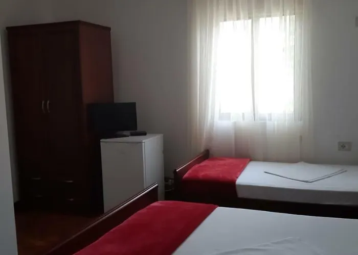 Couette-café B&bsheshalliu 3*